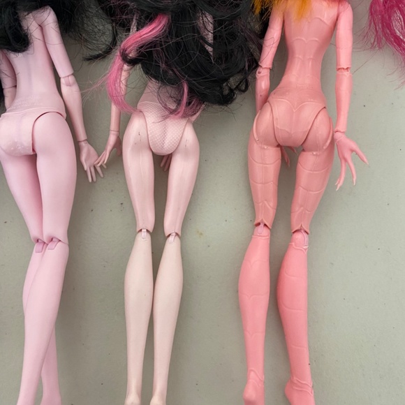 7 Monster High Dolls lot. - Picture 10 of 16